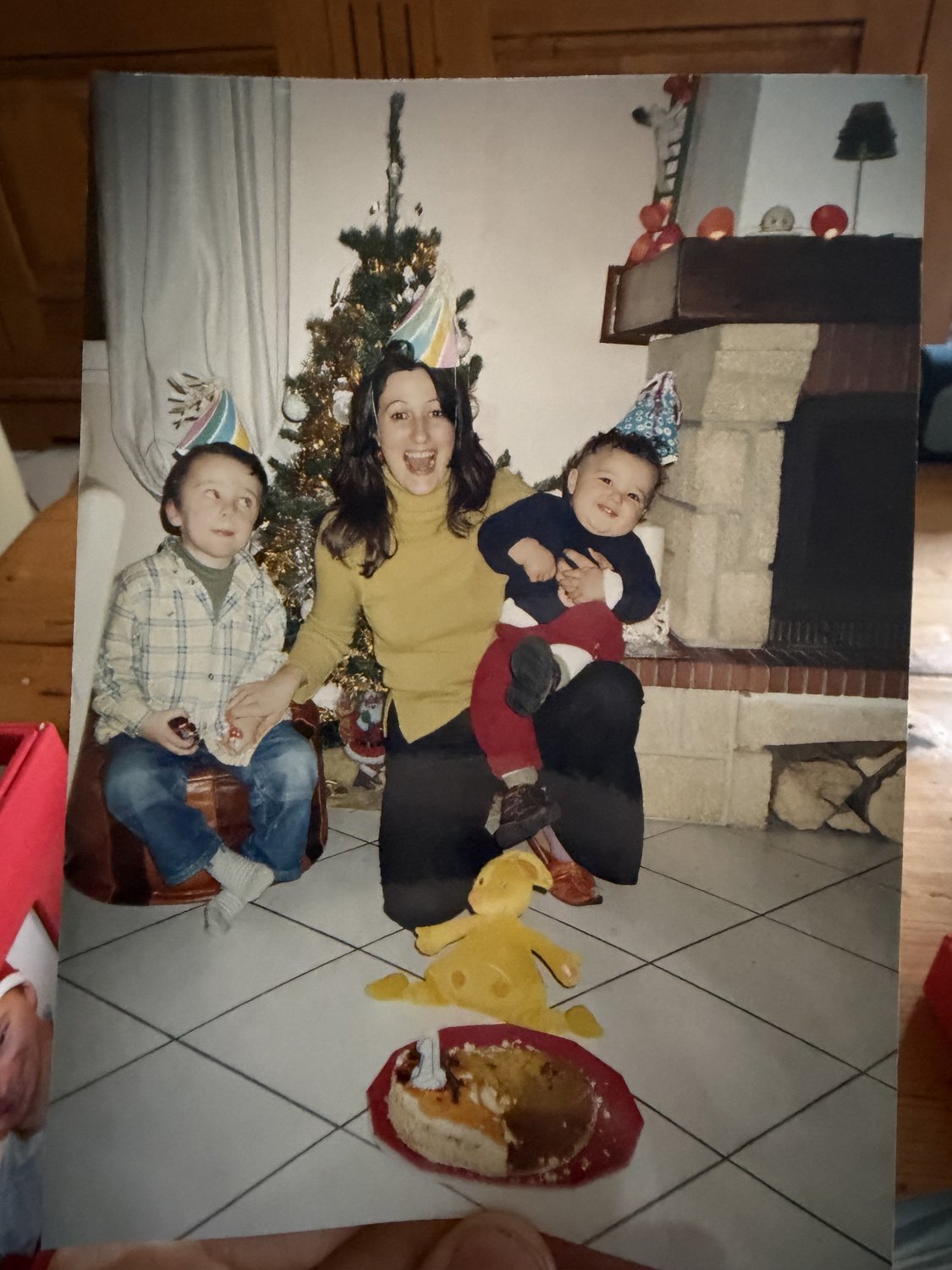 Jeune maman et ses deux garcons